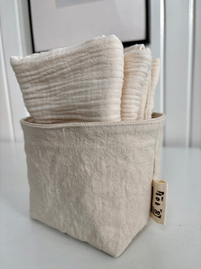 For the Beauty | Facial Cleansing Cloths + Organizer