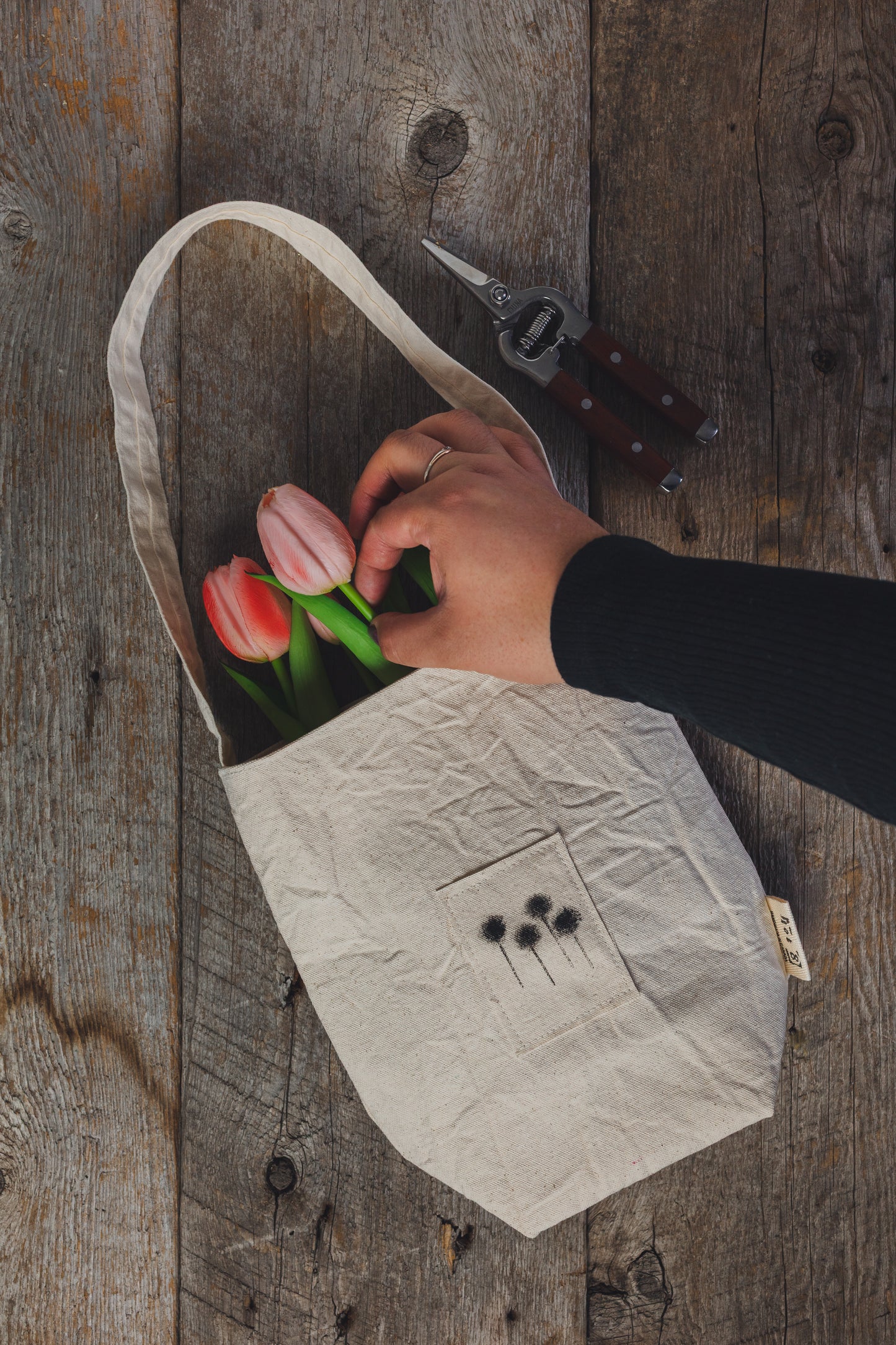 The Posy Tote | Carry a Bouquet in Style