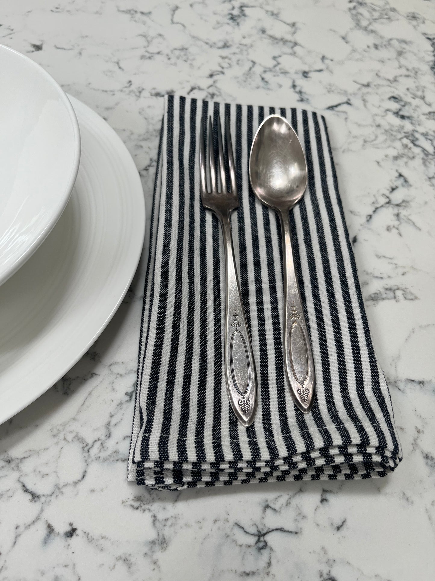 B+W Striped Organic Cotton/Hemp Napkins | Set of 4