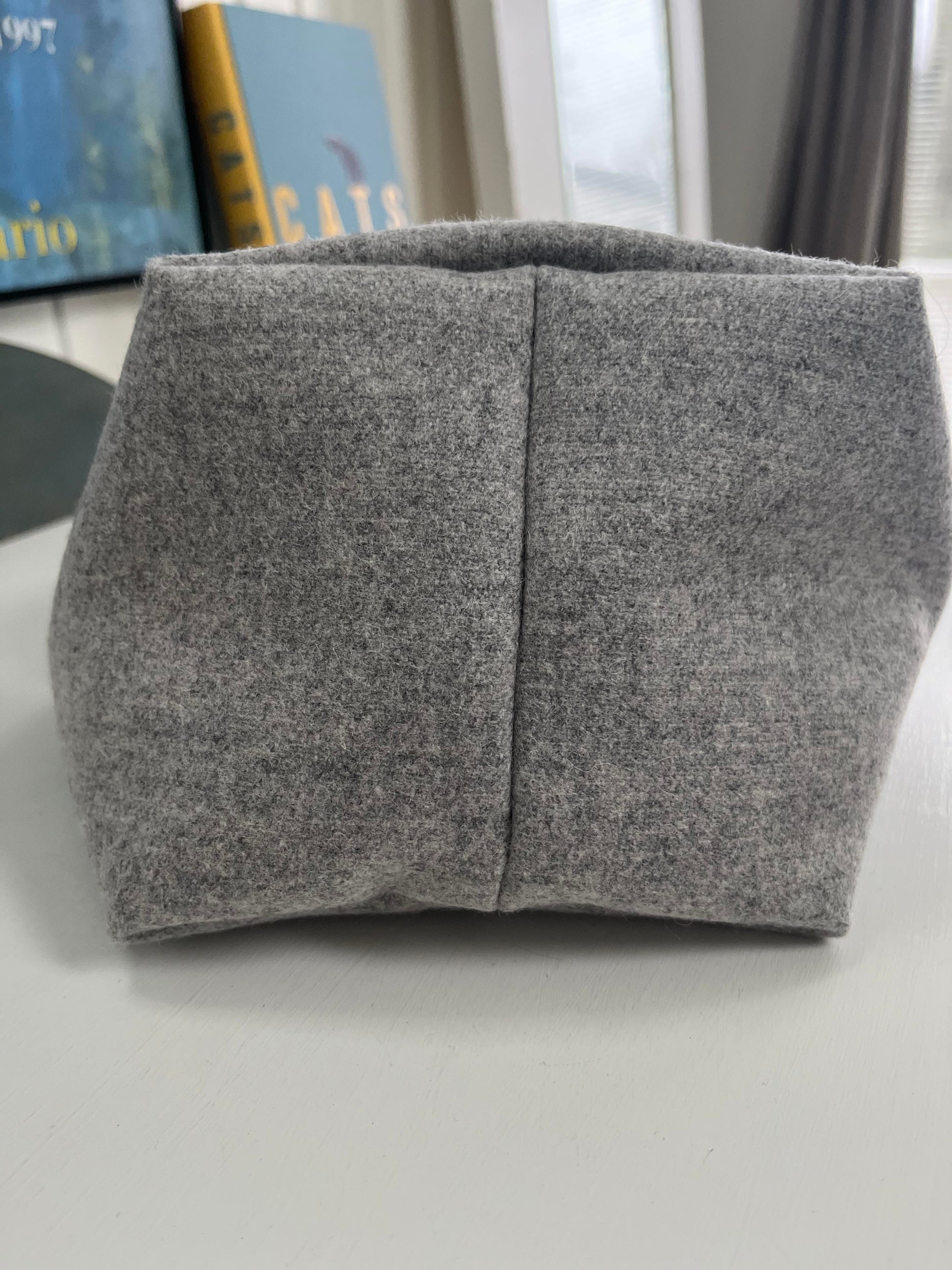 A close up of the boxed bottom of the all purpose sack. 